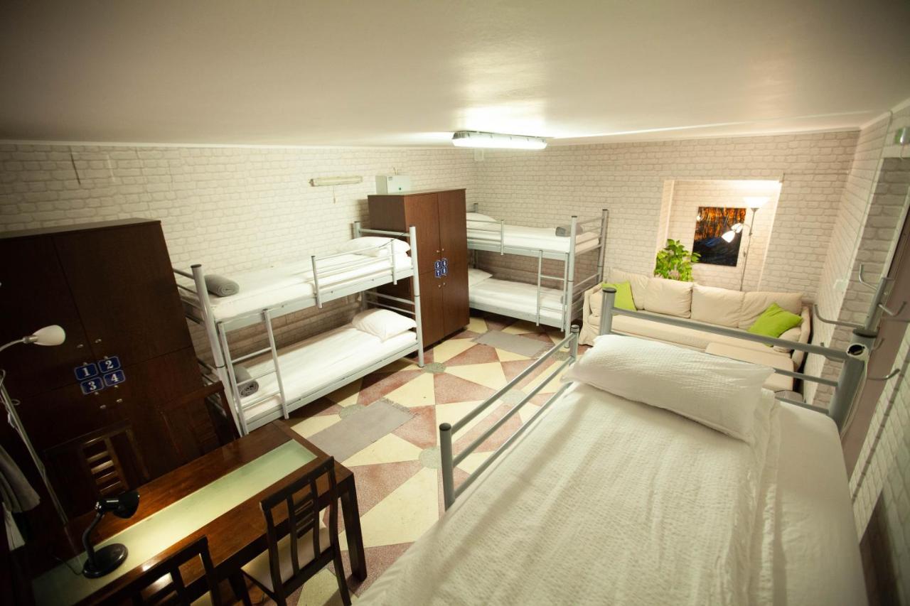 Oradea Central Hostel Luaran gambar