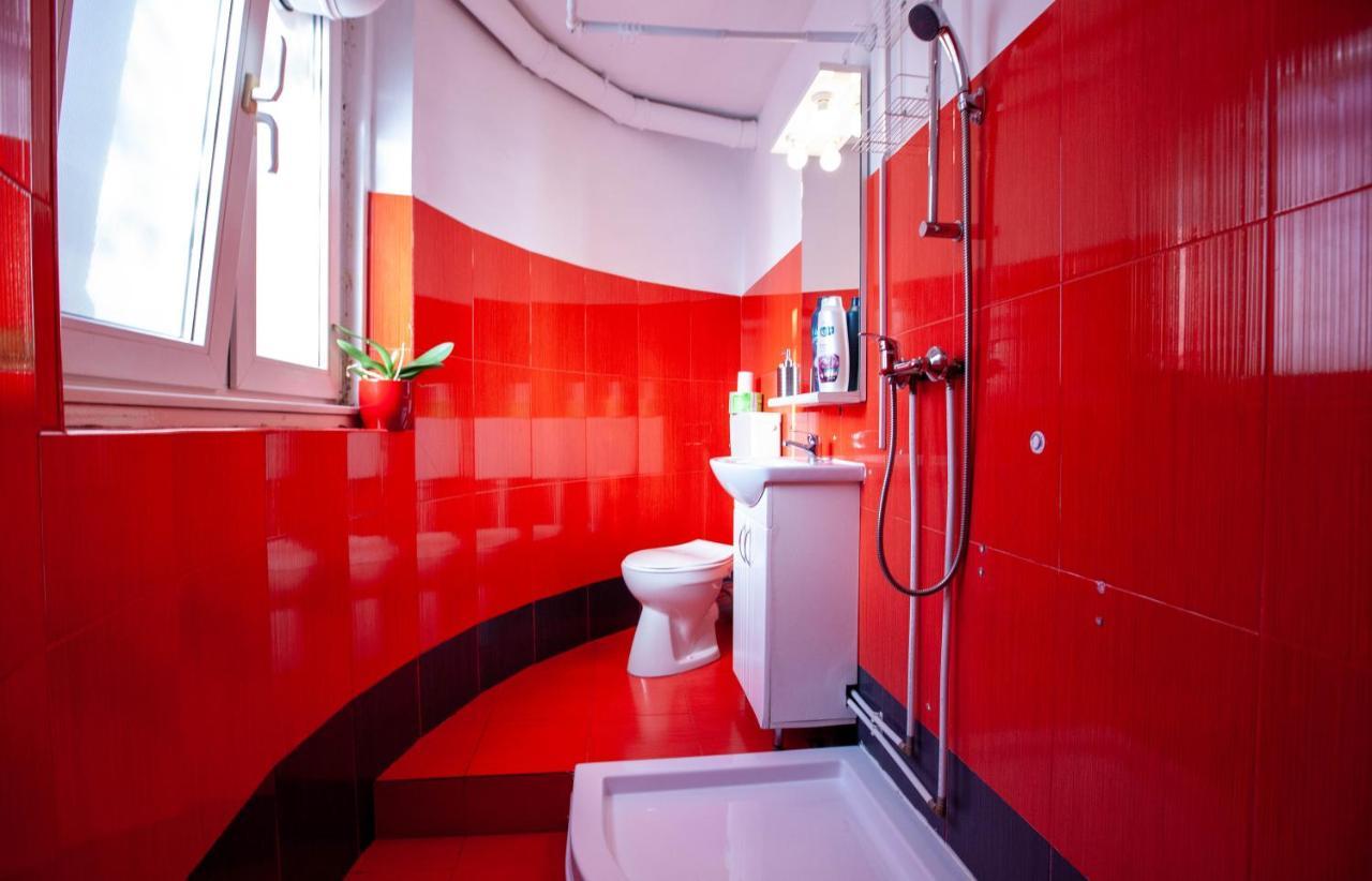 Oradea Central Hostel Luaran gambar