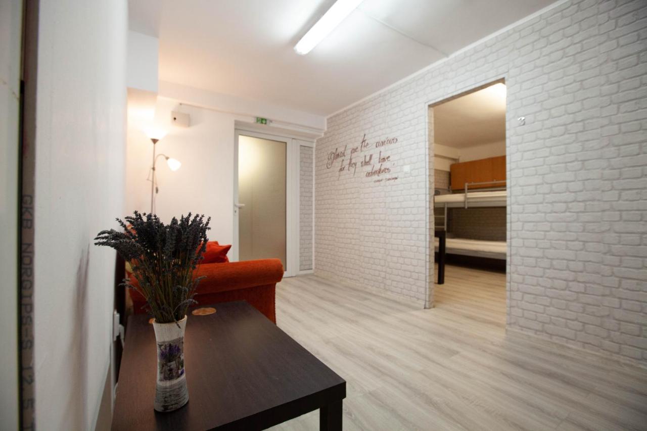 Oradea Central Hostel Luaran gambar